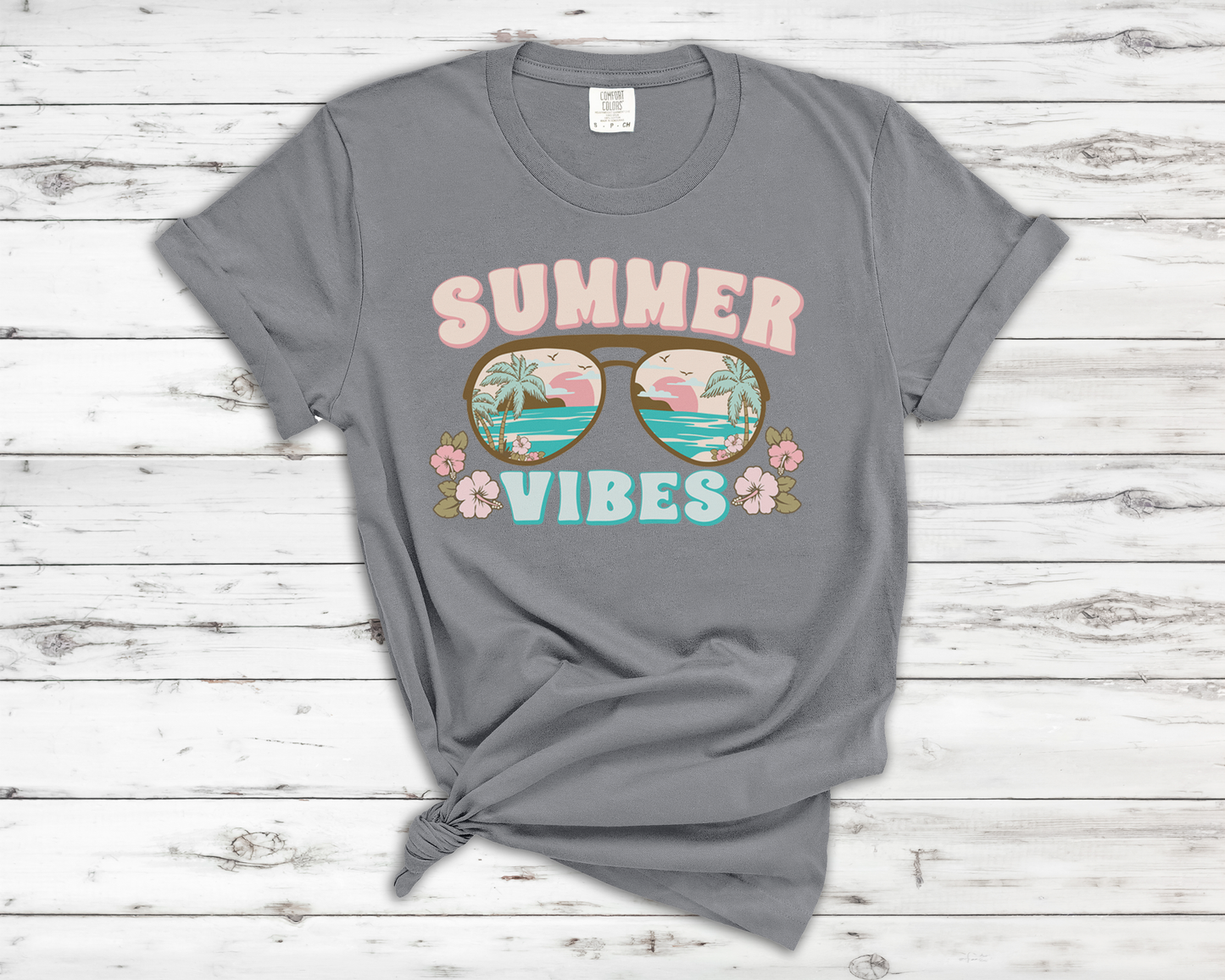 Summer Vibes - T-Shirt